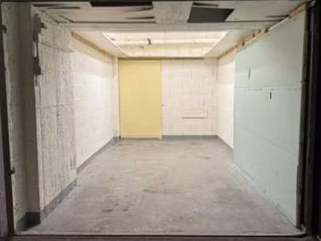 vente garage et parking à nice (06000) : à vendre / 12m² nice
