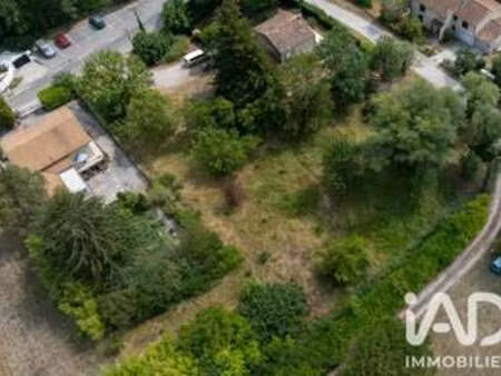 vente terrain à aouste-sur-sye (26400) : à vendre / 905m² aouste-sur-sye