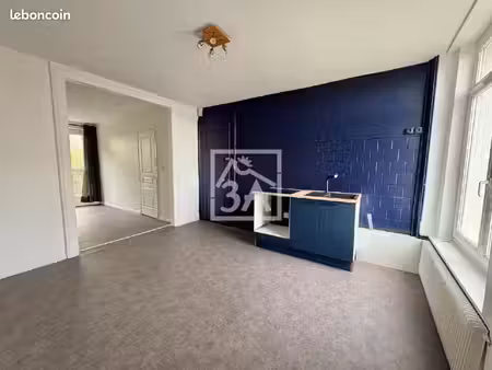 immeuble 9 pièces 213 m²