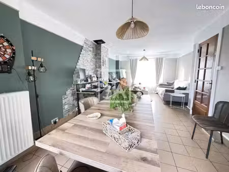 maison 5 pièces 105 m²