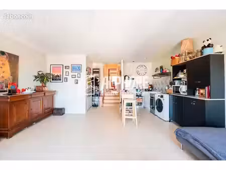 appartement 3 pièces 55 m²