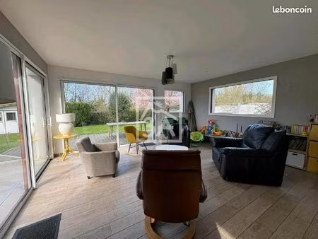 pavillon 7 pièces 123 m²