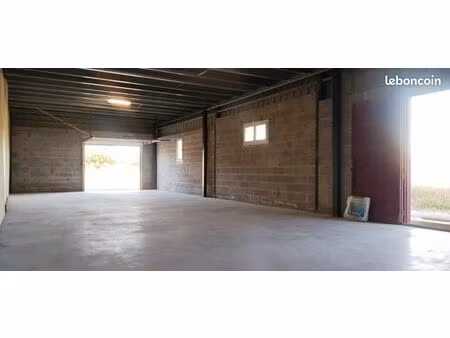 location atelier box local 100m2 dalle quartz 380v