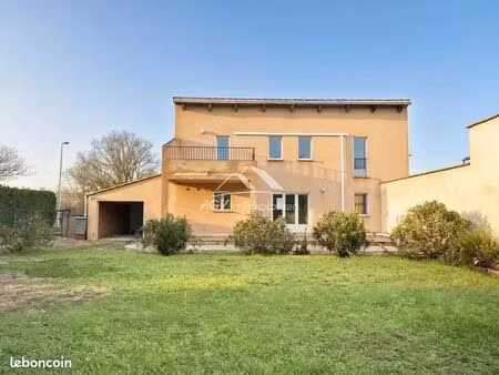 maison 4 pièces 118 m²