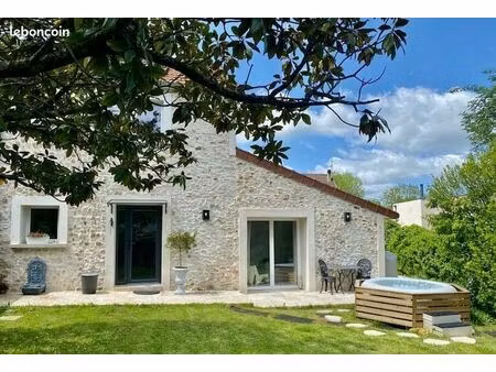 maison briarde meublée 80 m² avec jardin  terrasse et parking privé