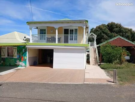 villa 3 pièces 90 m²