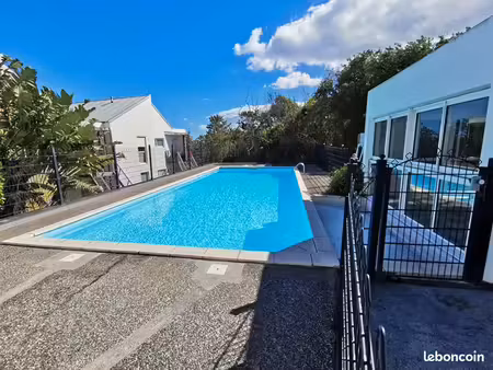 t2 piton st-leu résidence avec piscine