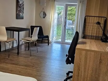 studio avec jardin