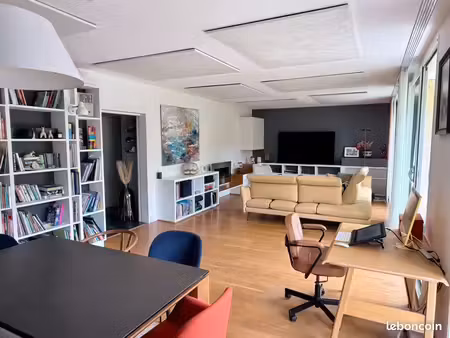 location appartement 5 pièces 124m²