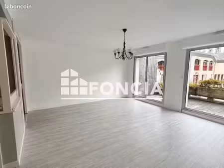 appartement 3 pièces 64 m²