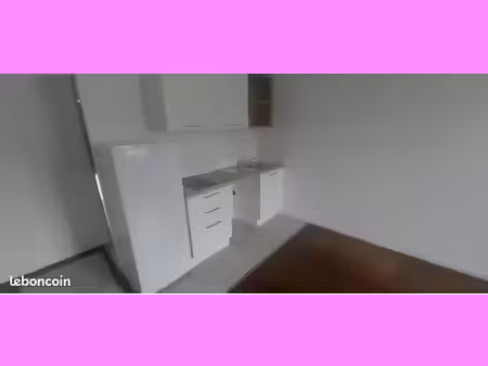 loue t2 entièrement rénové