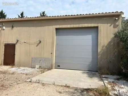 hangar à louer