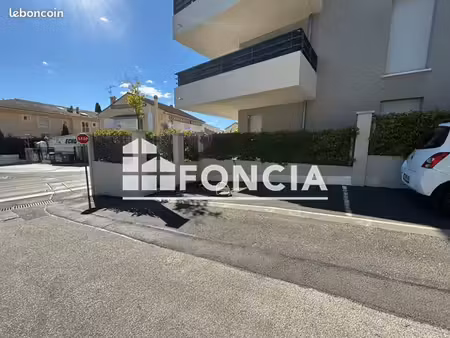 parking 9 m² le lavandou