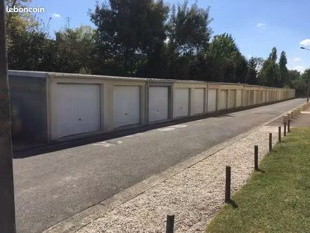 a louer box merignac