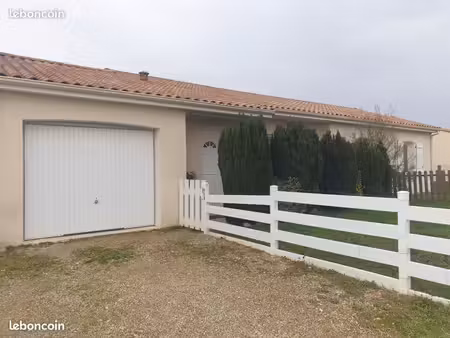 loue maison plain-pied de 88m² - 3 chambres – garage – terrain