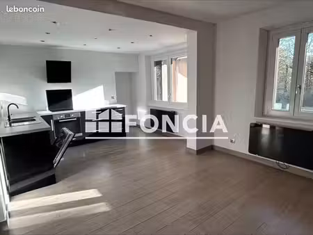 appartement 3 pièces 54 m²