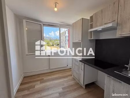 appartement 3 pièces 53 m²