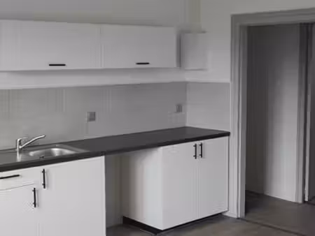 location appartement centre bourg de maulévrier
