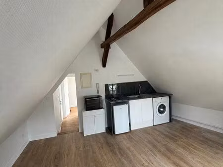 appartement t2 - refait à neuf