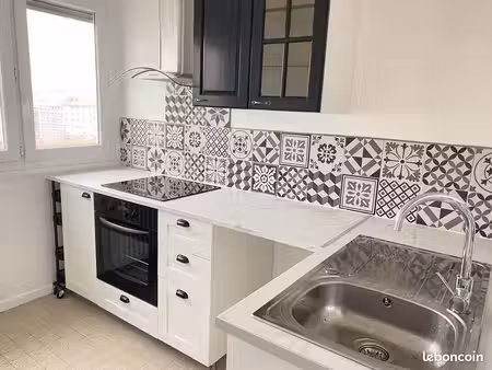 loue beau t2 entièrement rénové proximité bellevue