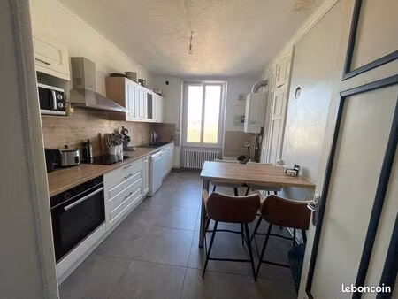 grand t4 meublé de 103 m² – idéal colocation ou famille – bourg-en-bresse