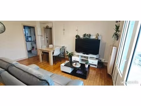 à louer – bel appartement f3 meublé de 56 m² avec parking – idéalement situé à thiviers