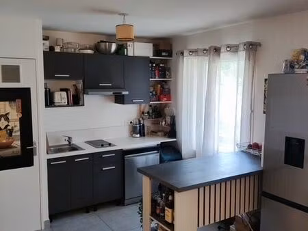 appartement t2 meublé au calme 50m2  résidence la calmeraie avec balcon et garage