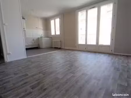 appartement 3 pièces 56 m²