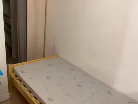 appartement 1 pièce 9 m²