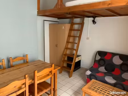 appartement f1 traversant de 27 m2 en rdc dans maison de ville