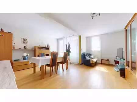 vente appartement 4 pièces 87 m² à vernon (27200)  220 000 €