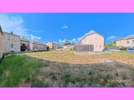 terrain constructible viabilisé à vendre