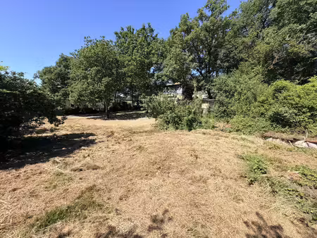terrain constructible viabilisé à vendre