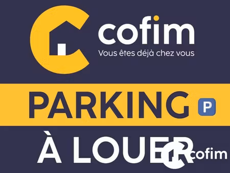 garage fermé dans résidence sécurisée en centre-ville