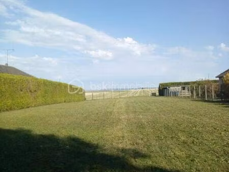 terrain constructible viabilisé à vendre