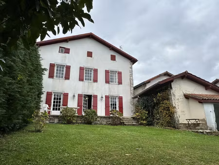 maison de ville 7 pièces - 207 m2