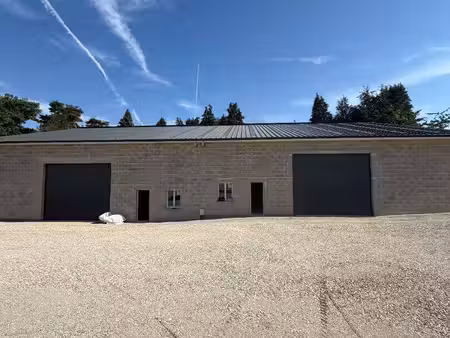 local d'activités à vendre