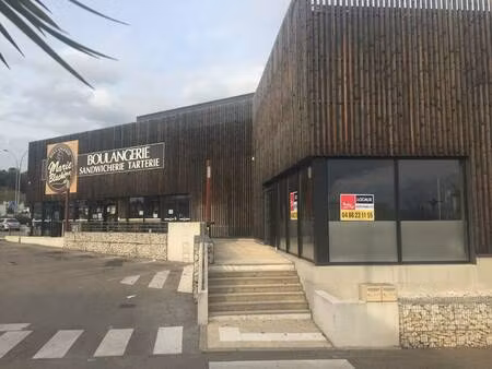 local commercial à louer