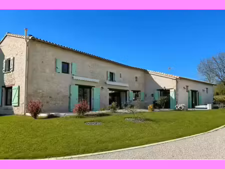 vente maison 8 pièces 259 m² fontenay-le-comte (85200)