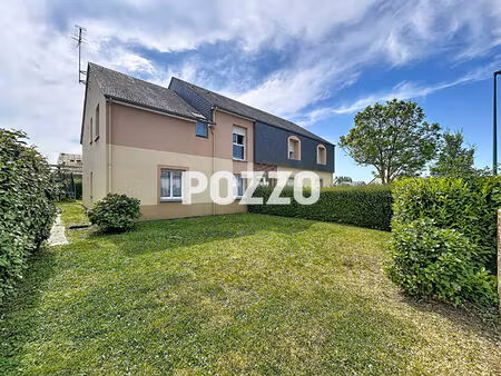immeuble de rapport composé de 4 appartements de type f3 à tourneville sur mer