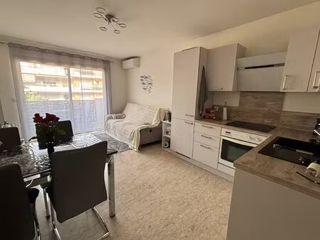 location appartement 3 pièces  53.00m²  nice