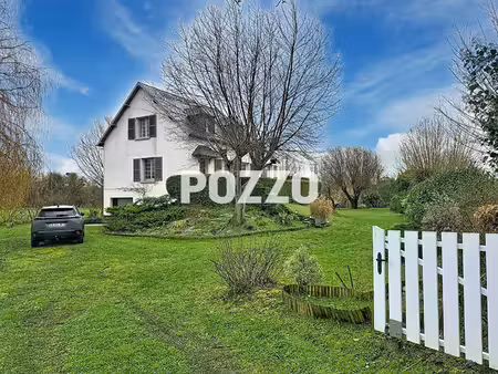 a vendre - genêts - maison 5 pièce(s) 147 m² - baie du mont st michel - plage du bec d'and