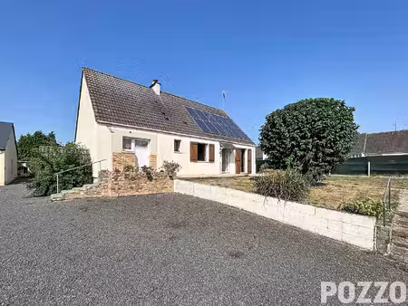 maison isigny le buat 4 pièce(s) 104 m²