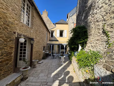 maison laval centre-ville 170m²