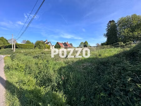 a vendre terrain à bâtir bourg d'argouges 1058 m2