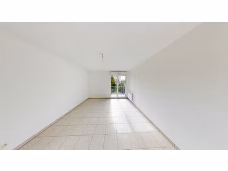 appartement annemasse 2 pièces + balcon et parking
