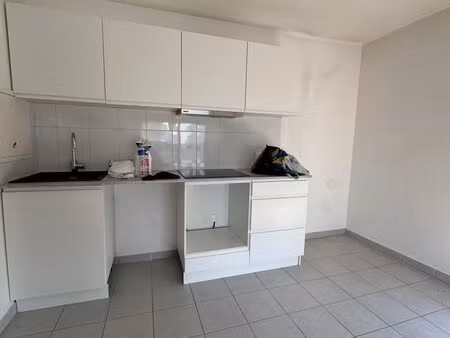 3 pièces 69m2 balcon parking bezons