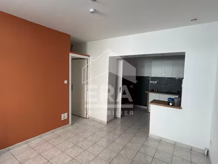 appartement 2 pièces 45 m² à louer hénin-beaumont 62110 ? | era immobilier