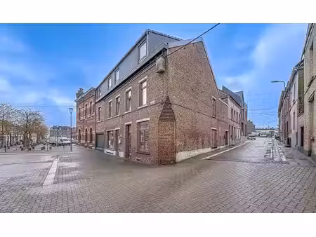 bon immeuble de rapport (bureau/3 apparts)  centre-ville