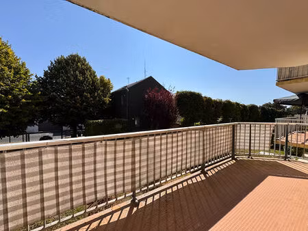 felix faure - beau et lumineux f2 de 53m2 avec balcon ascenseur et parkings